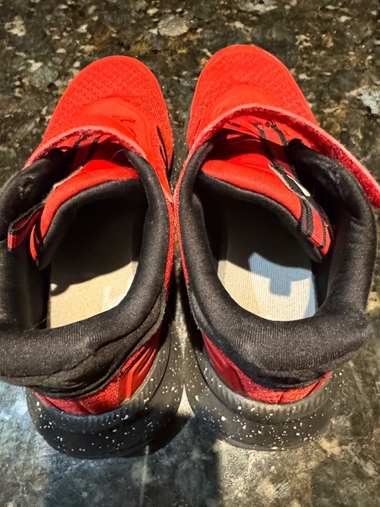 Kids Red and Black Adidas Velcro Sneakers size 2 1/2 kids - Picture 3 of 8